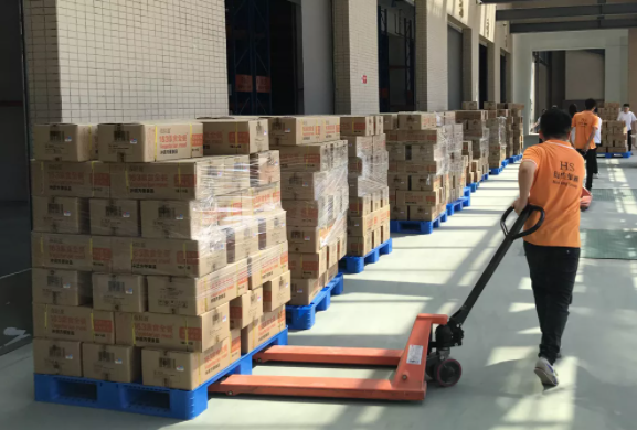 繁衍生命，生生不息丨衍生健康醫(yī)藥向云城區(qū)扶貧辦公室捐贈價值180萬元的公益